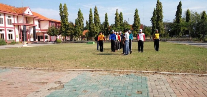 latihan-gerak-jalan-2016